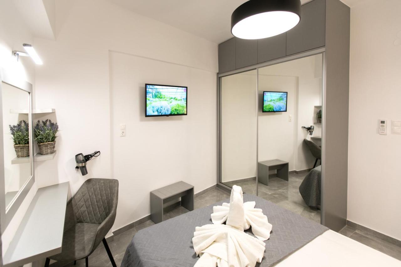 Luxury Shades Of Gray Apartment 레팀노 외부 사진